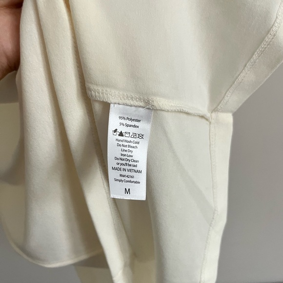 LuLaRoe cat lover Cream Tee with Black Cat Design graphic tee M - Picture 5 of 8